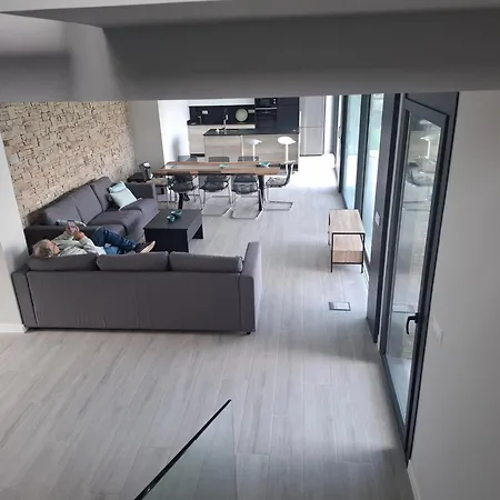 Vakantiehuis Chalet De Lujo Cercano A La Playa Con Piscina Nigrán
